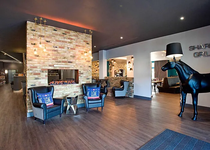 Sandman Signature London Gatwick Hotel