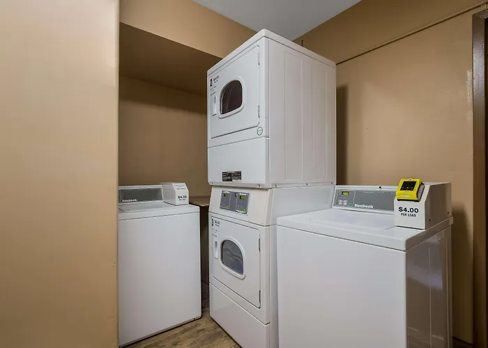 Best Western Diamond Bar Hotel & Suites