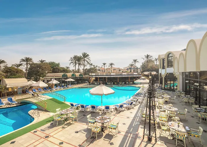 Jaz Pyramids Resort