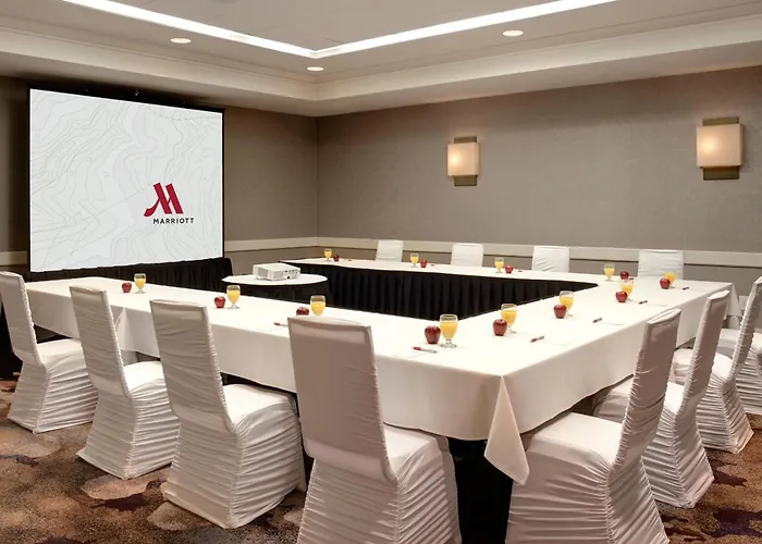 Detroit Marriott Livonia