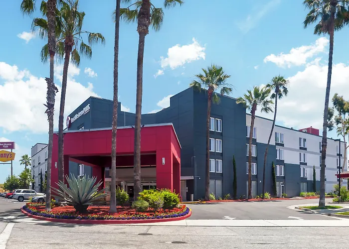 Best Western Plus Commerce Hotel