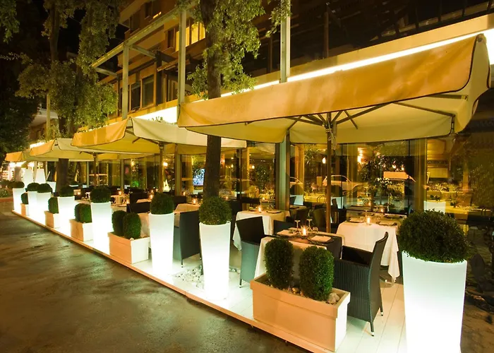 Hotel Savoy