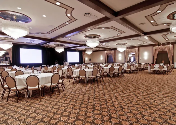 Chateau Lacombe Hotel
