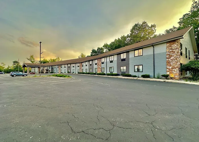 Best Western Fremont Angola I-80 90 Toll Road