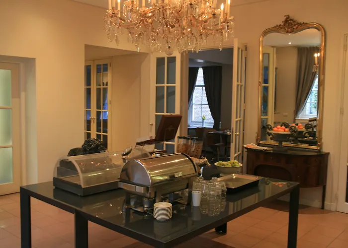 Grand Museum Hotel, BW Signature Collection