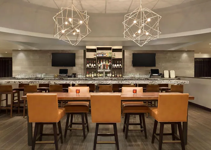 Hilton East Brunswick