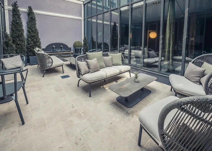 Best Western Premier De La Poste & Spa