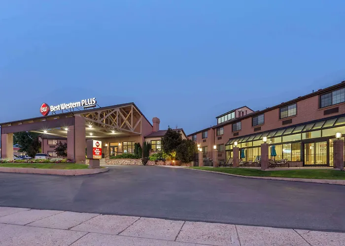 Best Western Plus Cotton Tree Inn