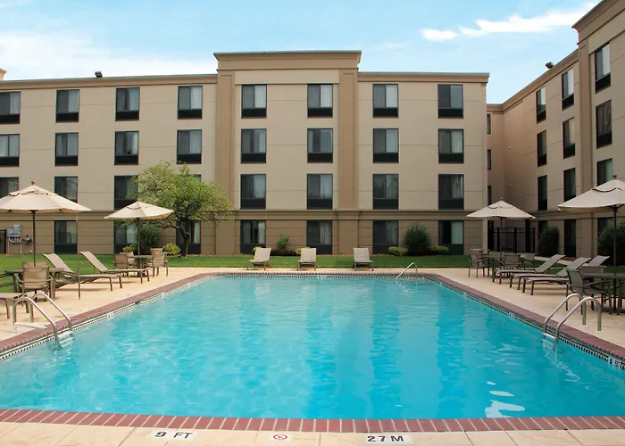 Holiday Inn East Windsor - Cranbury Area By Ihg