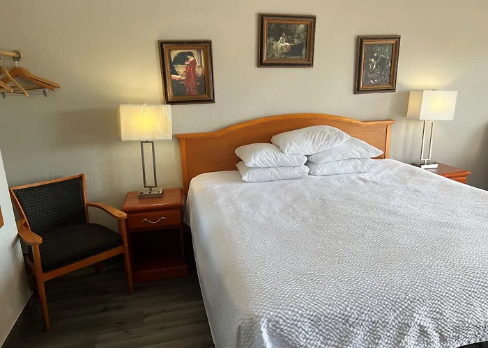 Days Inn Lawrence