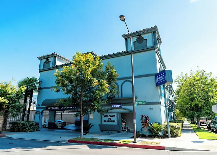 Rodeway Inn & Suites Pasadena