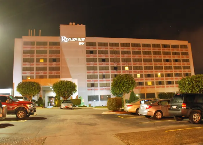 Doubletree By Hilton Clarksville Riverview