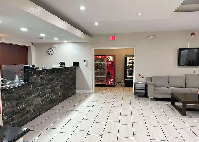 Best Western N.E. Mall Inn & Suites