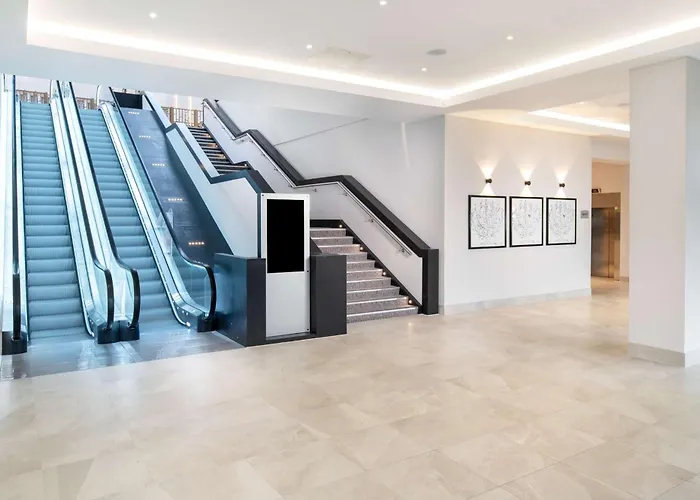 Hilton London Gatwick Airport