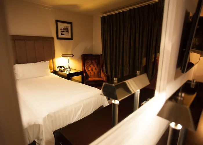 Strathaven Hotel