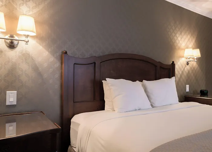 Woodcrest Hotel Cupertino