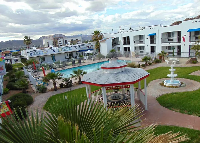Ramada By Wyndham Kingman
