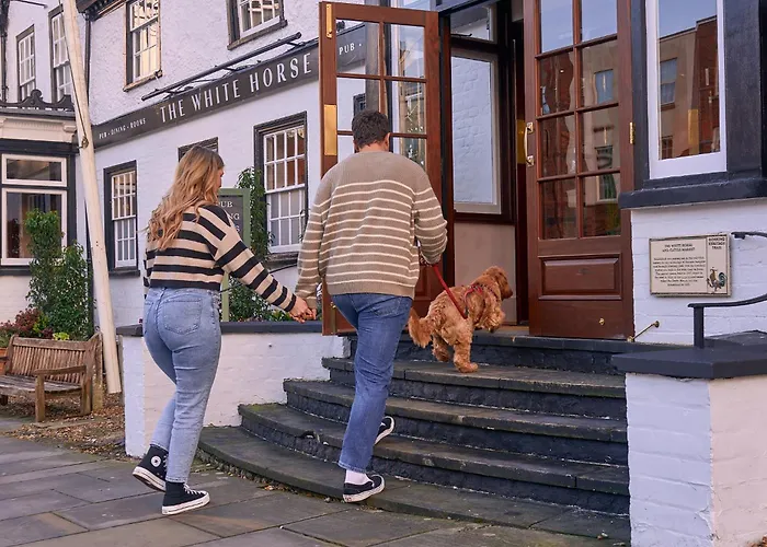 The White Horse - A Heartwood Inn