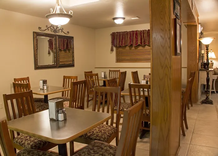 All American Inn & Suites Branson