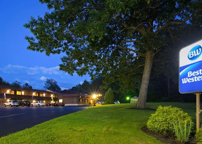 Skyline Hotel Lake George