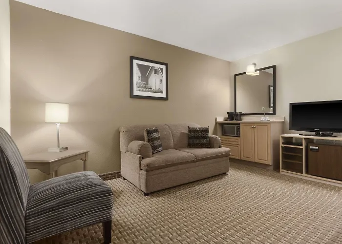 Travelodge Suites By Wyndham Saint John