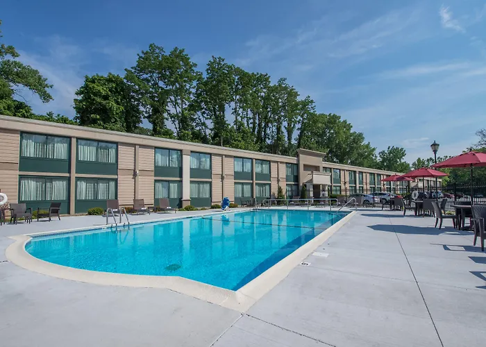 Hotel Mtk Mount Kisco