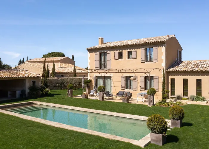 Le Vallon De Valrugues Hotel Spa & Villas