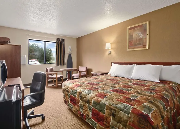 Super 8 By Wyndham Richmond Airport Va