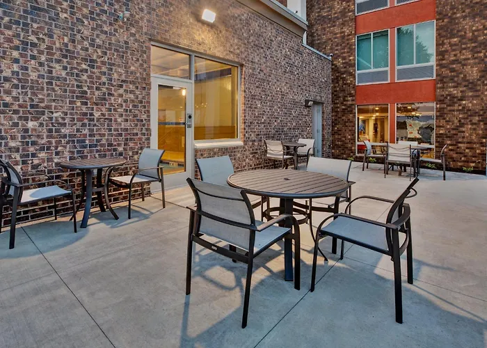Holiday Inn Express & Suites Eden Prairie - Minneapolis By Ihg