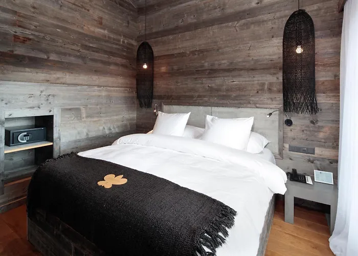 Hostellerie Du Pas De L'Ours "Relais Et Chateaux"