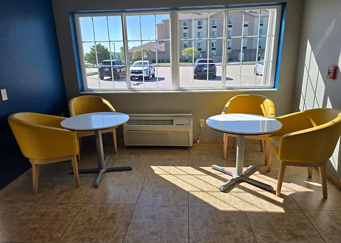 Microtel Inn & Suites By Wyndham Bluffs