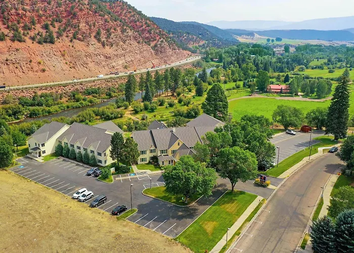 Comfort Inn & Suites Carbondale On The Roaring Fork