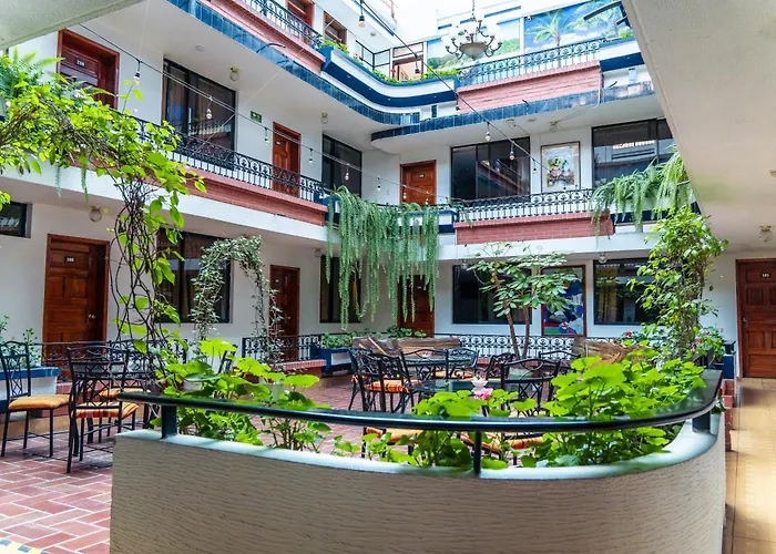 Hotel El Indio Inn