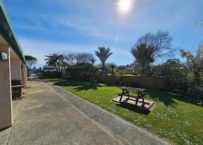Karamea Hotel