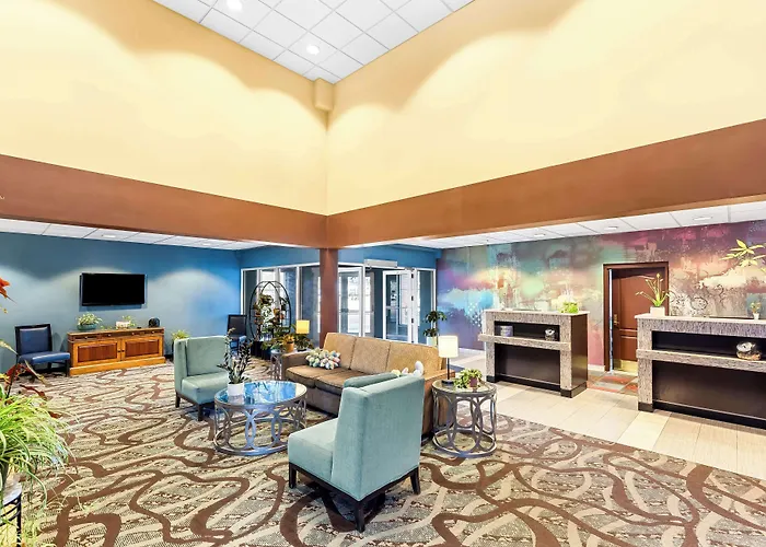 Best Western Holiday Manor