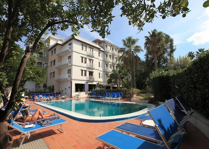 Hotel Caravel