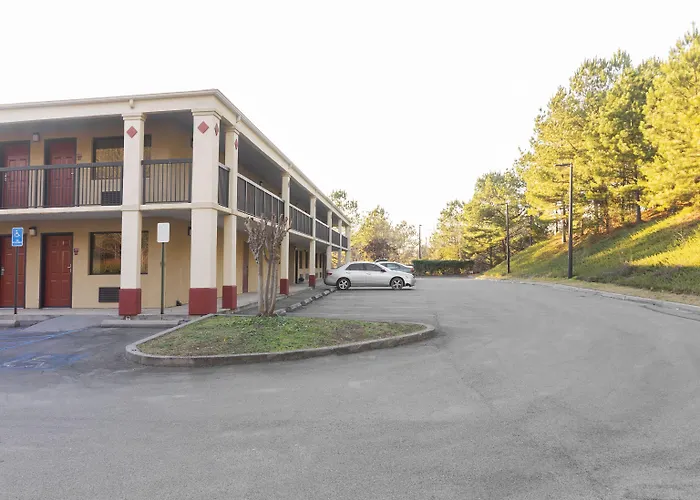 Days Inn By Wyndham Adairsville
