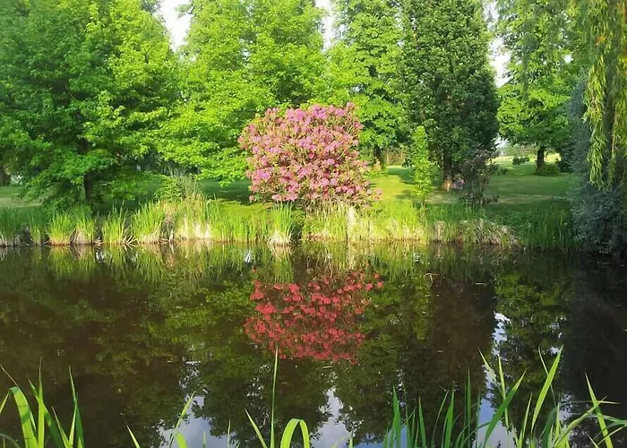 West Lodge Park