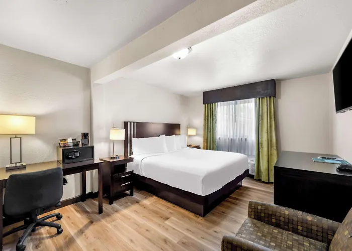 Americas Best Value Inn Marquette