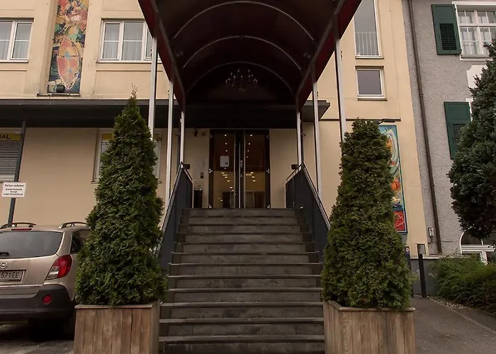 Central Hotel Löwen