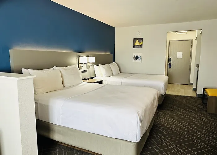 Comfort Suites Denver North - Westminster