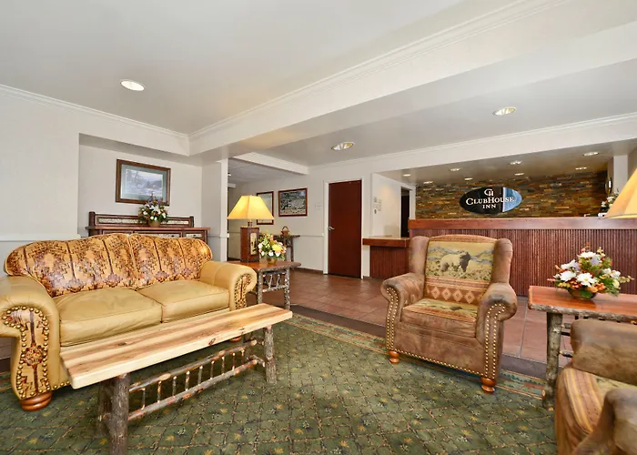 Clubhouse Inn