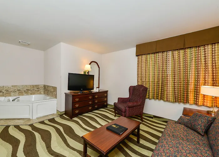 Quality Inn & Suites Stoughton - Madison South