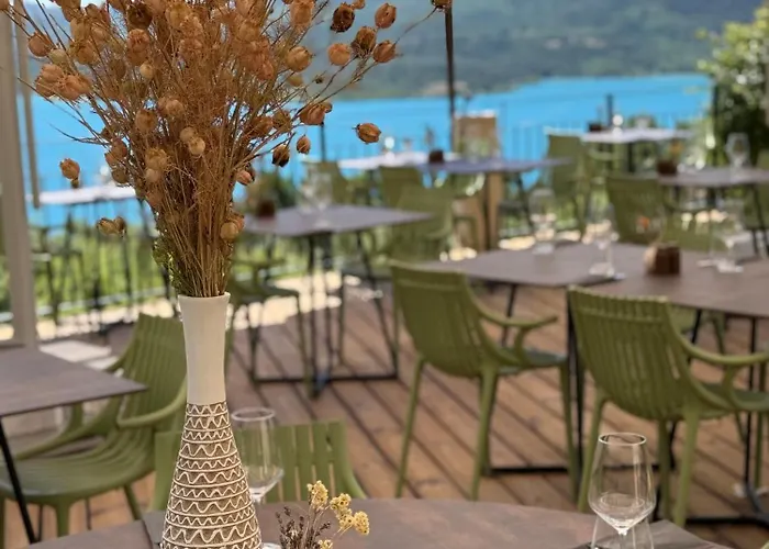 Le 10 18 Hotel Restaurant