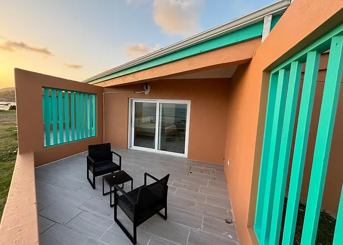 Grapetree Bay Hotel And Villas