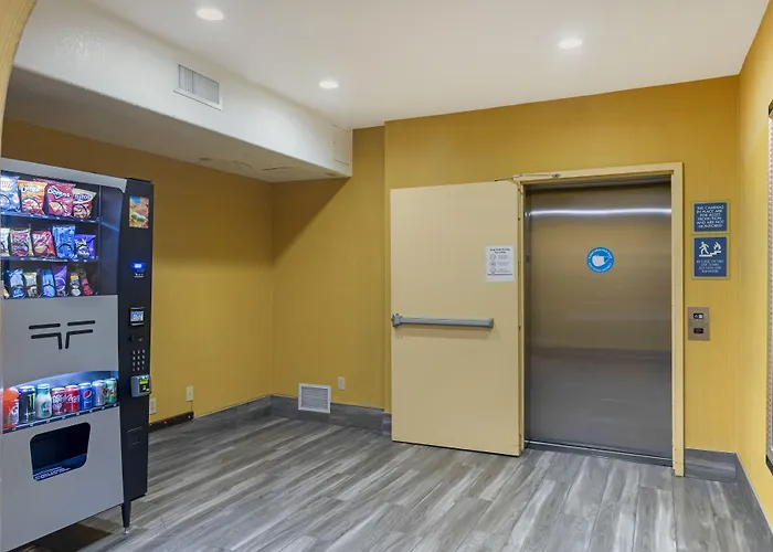 Best Western Plus Fresno Inn