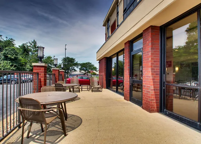 Drury Inn & Suites Evansville East