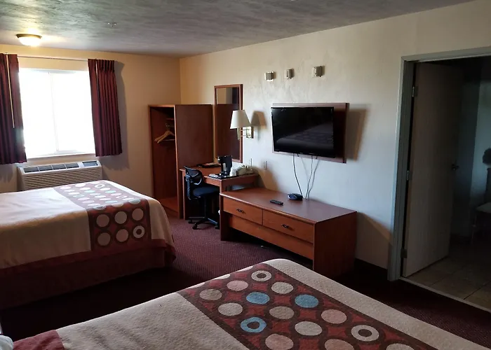 Super 8 By Wyndham Bellingham Airport/Ferndale