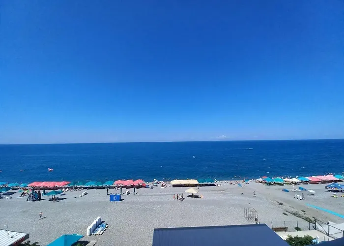 Hotel Lazuri