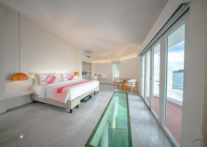 69 Resort & Beach Club By Loccal Collection, Labuan Bajo